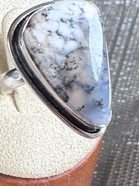 Artisan Dendritic Agate Ring - White and Gray